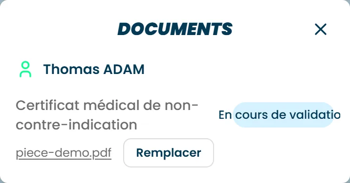 La fenêtre Documents d'une inscription, avec un certificat médical en cours de validation et le bouton Remplacer